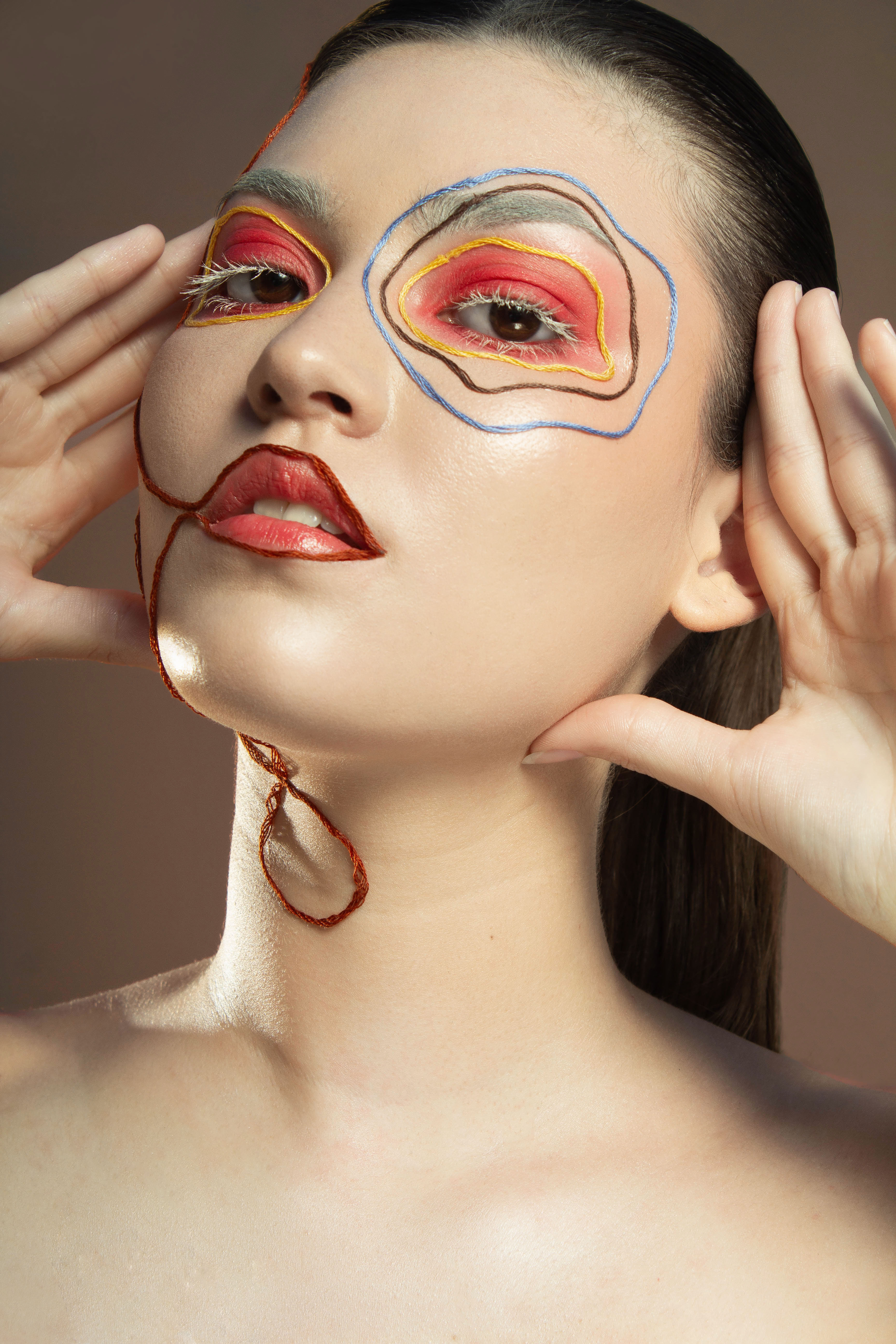 Aurora Detalle Maquillaje